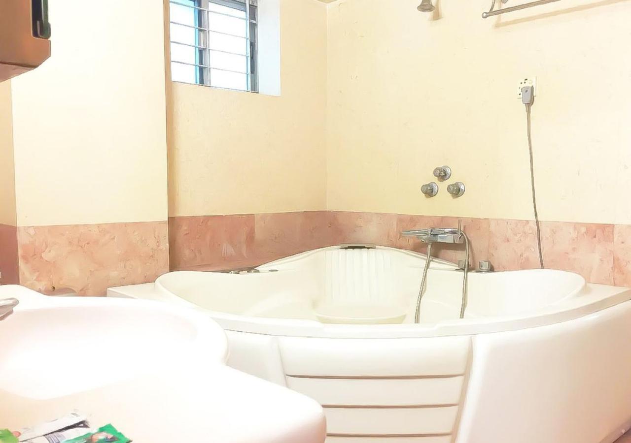 Maya Service Apt Guest House Dhaka Zewnętrze zdjęcie